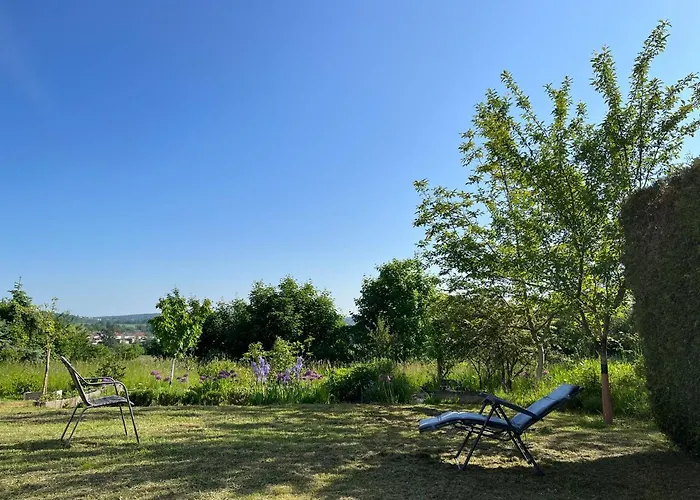 Ruhige Ferienwohnung Im Saarland